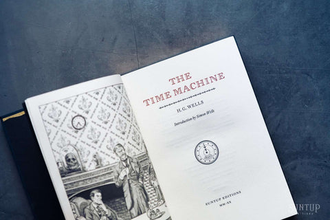The Time Machine by H.G. Wells - Roman Numeral Edition
